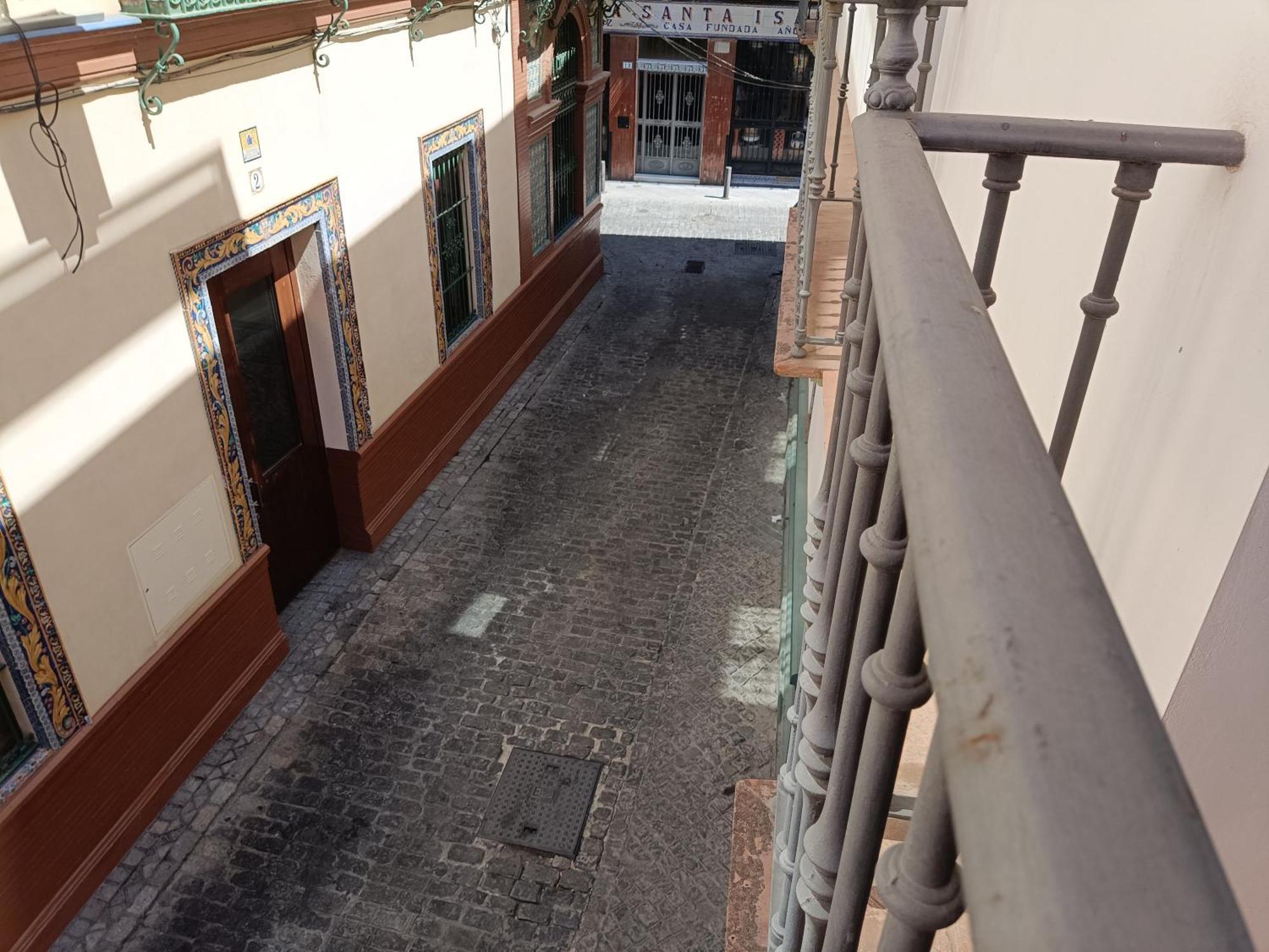Apartamentos Luxury Puente De Triana Σεβίλλη Εξωτερικό φωτογραφία