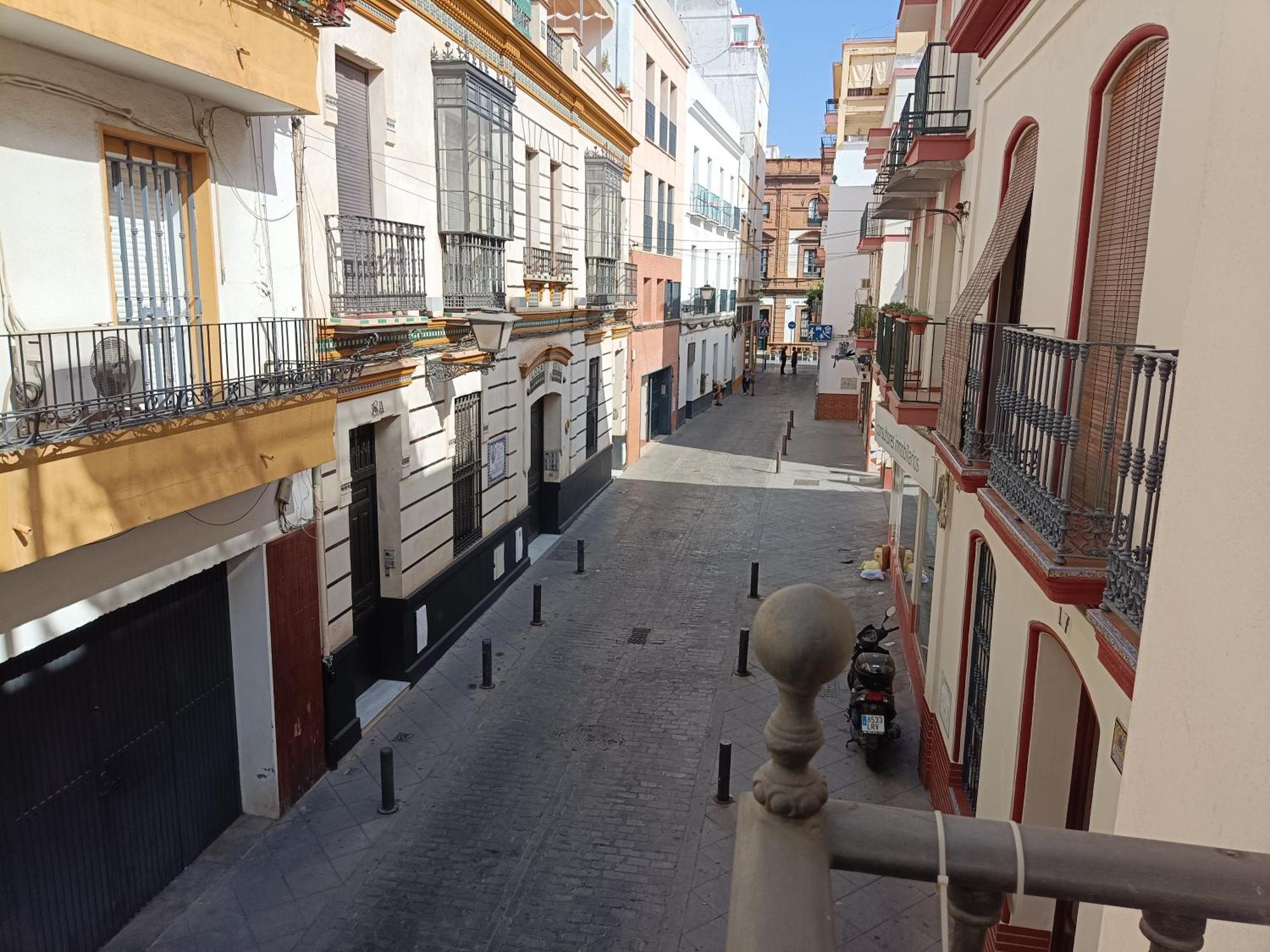 Apartamentos Luxury Puente De Triana Σεβίλλη Εξωτερικό φωτογραφία