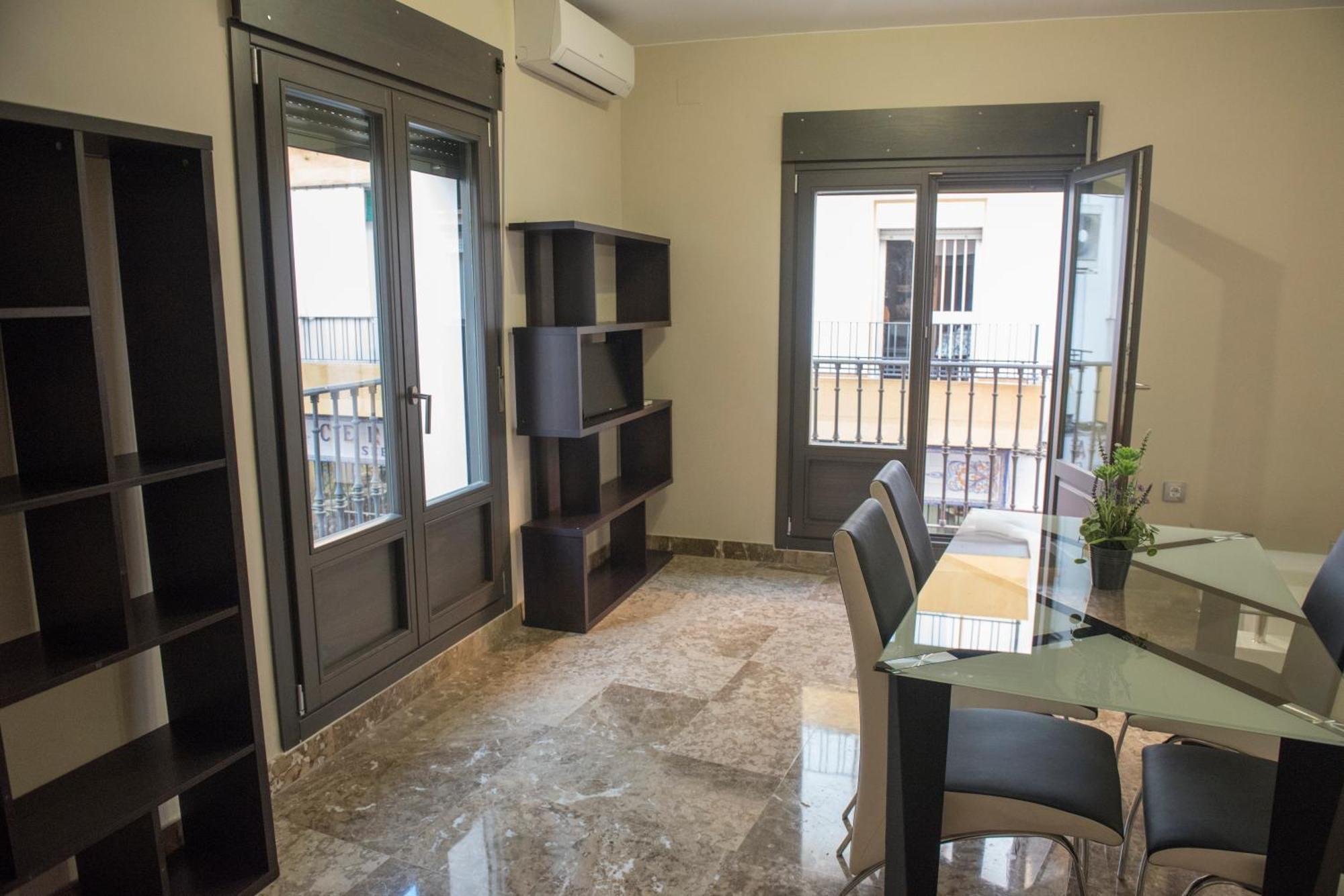 Apartamentos Luxury Puente De Triana Σεβίλλη Εξωτερικό φωτογραφία