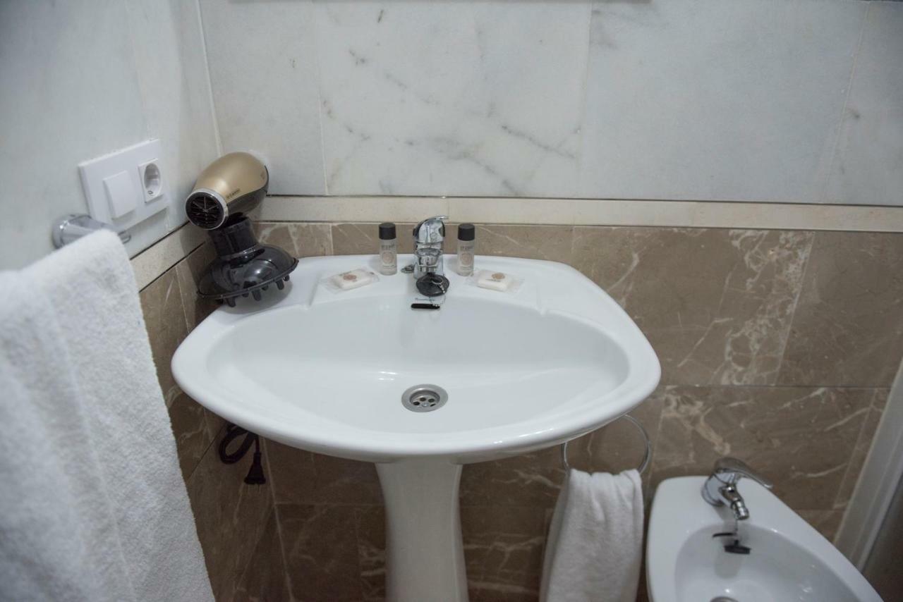 Apartamentos Luxury Puente De Triana Σεβίλλη Εξωτερικό φωτογραφία