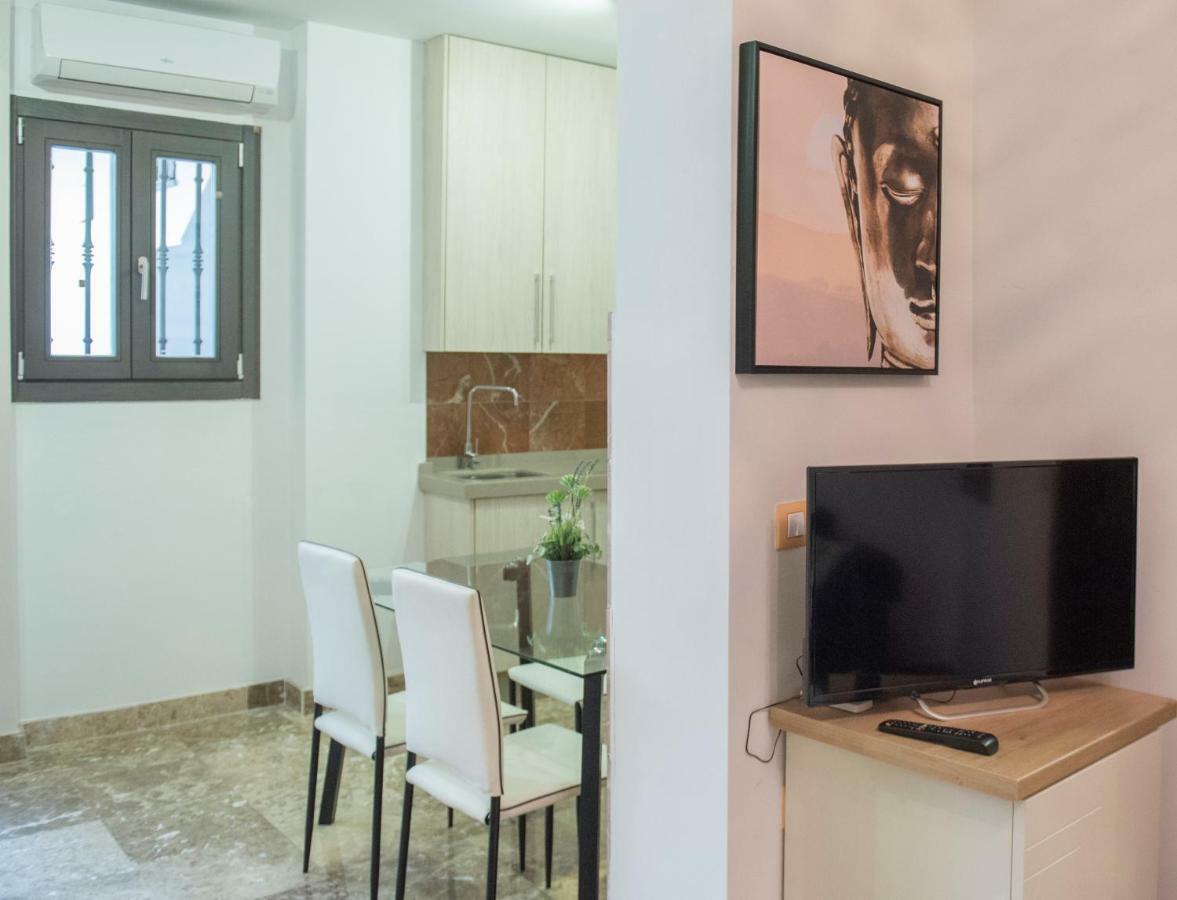 Apartamentos Luxury Puente De Triana Σεβίλλη Εξωτερικό φωτογραφία
